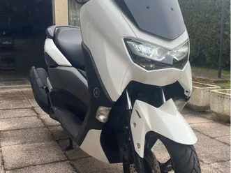 yamaha nmax 125 – 2024 – blanc – 945 km – état neuf