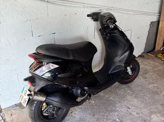 piaggio zip