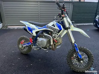 moto 110 cc 4t nitro guepard dorado