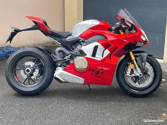 ducati panigale v4r