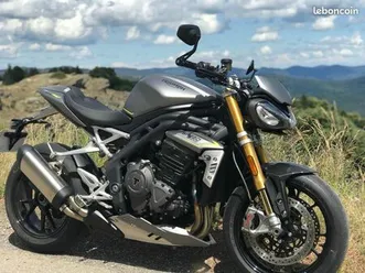 triumph speed triple 1200 rs
