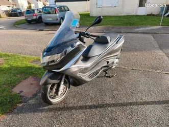 scooter piaggio x10