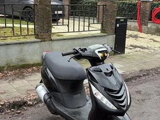 ② piaggio zip 2 takt