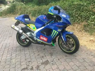 aprilia rsv 1000 mille blu