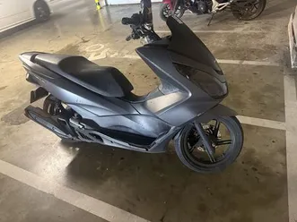 vendo pcx modelo 2016 alfragide