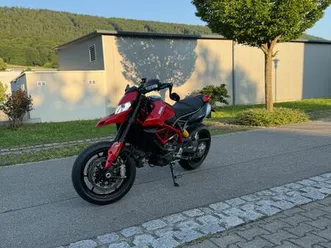 ducati hypermotard 950