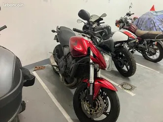 honda cb600f hornet – 2009 – très bon état – 31 500 km