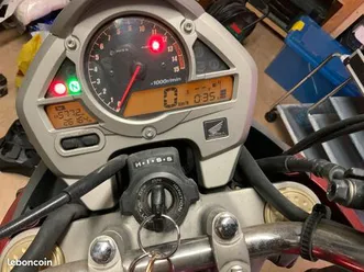 vente moto honda hornet 600