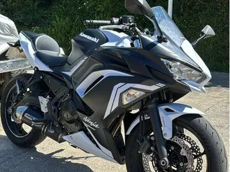 kawasaki ninja 650 – 2020 – noir & blanc – 9 000 km