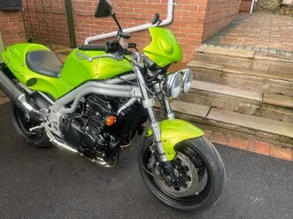 triumph speed triple 955 955 cc