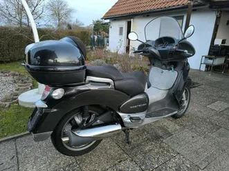 aprilia scarabeo 500