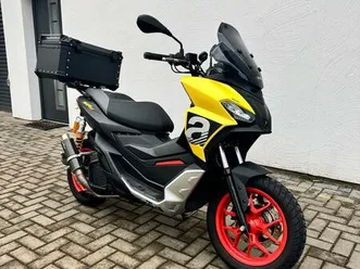 aprilia sr gt 200 abs ,ez06/23