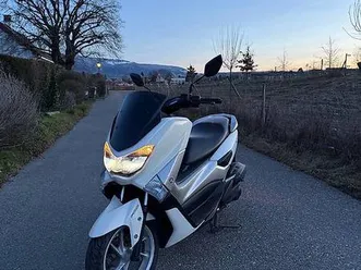 je vends mon scooter yamaha nmax 125