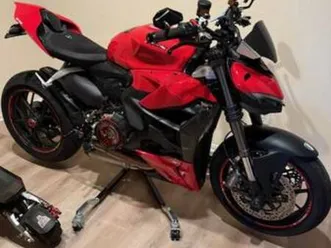 2022 ducati streetfighter v2