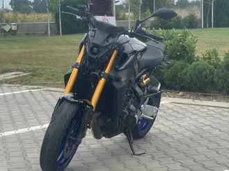 yamaha mt-09 →
