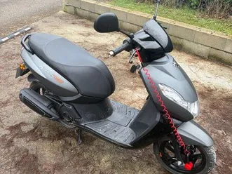 scooter kisbee 50 cc