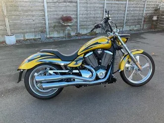 ② victory jackpot limited edition met div opties en weinig km.