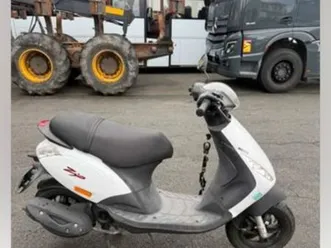 piaggio zip 50