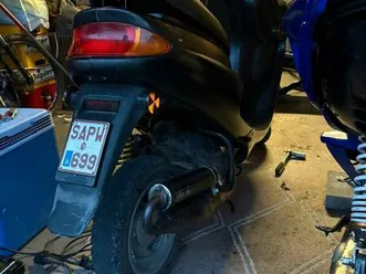 ② brommer a klasse