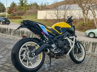 yamaha mt-09 top →