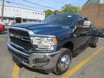 2024 ram 3500 tradesman crew cab 4x4 8' box