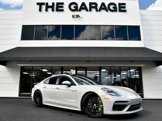 2018 porsche panamera turbo s