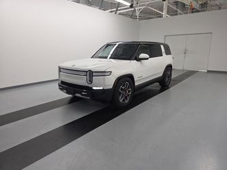2024 rivian r1s adventure quad motor large pack