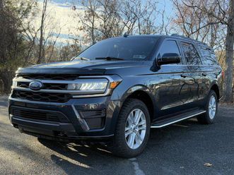 2023 ford expedition max xlt