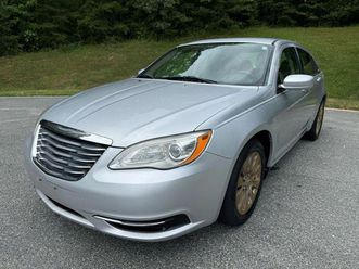 2012 chrysler 200 lx