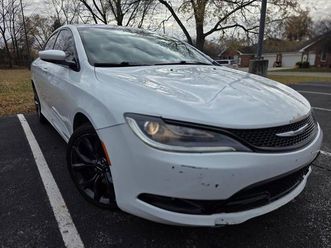 2015 chrysler 200 s