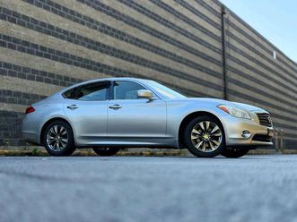 2013 infiniti m37x base