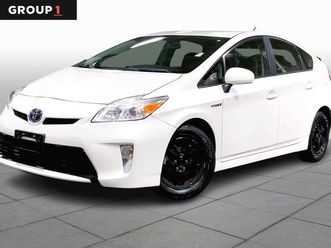 used 2015 toyota prius three