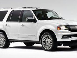 used 2016 lincoln navigator select