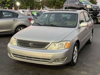 used 2001 toyota avalon xls