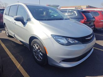 used 2023 chrysler voyager lx