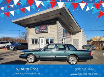 used 1996 lincoln town car executive