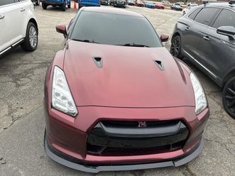 used 2010 nissan gt-r premium