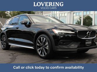 new 2026 volvo v60 cross country b5 ultra