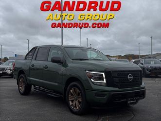 used 2024 nissan titan sv