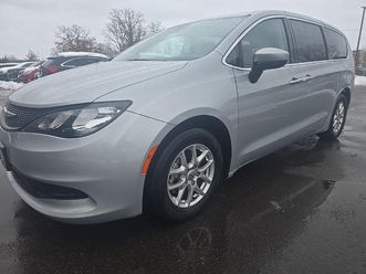 used 2023 chrysler voyager lx