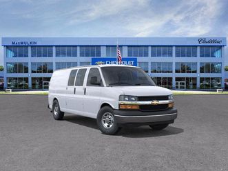 new 2025 chevrolet express 3500 work van