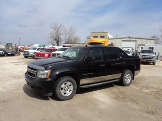 used 2013 chevrolet avalanche black diamond edition 4x4