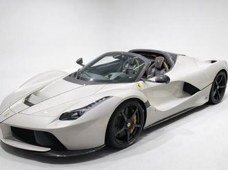 ferrari laferrari aperta 6.3 v12