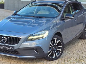 volvo v40 cross country 2.0 d3 momentum