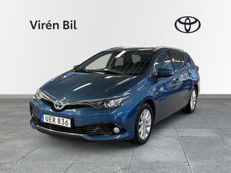 toyota auris touring sports hybrid 1,8 – active plus comfort (vhjul)