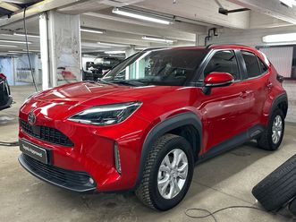 1.5 hybrid 116 intense edition** suomi-auto / toyota approved turva 12kk **