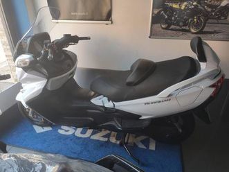 SUZUKI vendo-suzuki-burgman-an-650-executive-abs-2006 tweedehands - De  Parking
