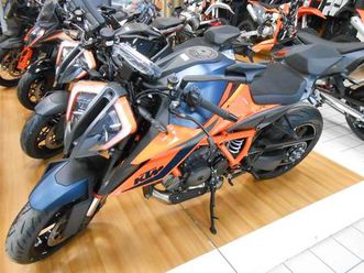 KTM VENDO KTM 1290 SUPER DUKE R (2021 