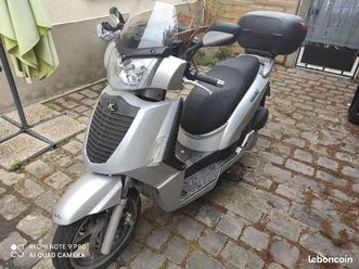 KYMCO scooter-kymco-people-s-250cc tweedehands - De Parking