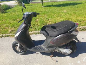 piaggio zip 2009